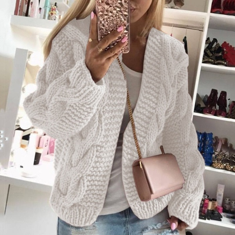 Emma | Women's Oversized Cable Knit Cardigan