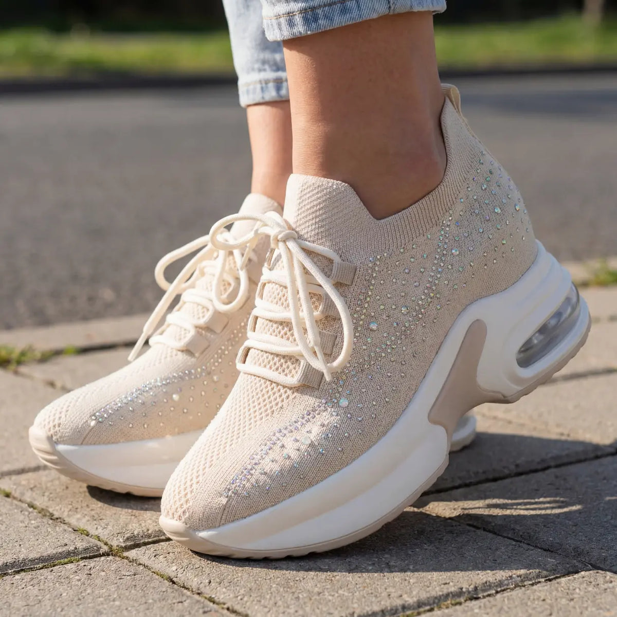 10cm Elevation Sneakers with Invisible Elevation Technology