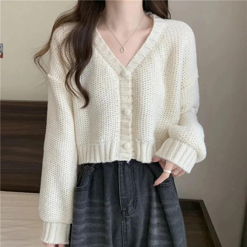 Anne | Women's V-Neck Fitted Cardigan