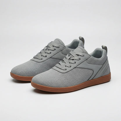 Barefoot-Style Trainers with Wide Toe Box