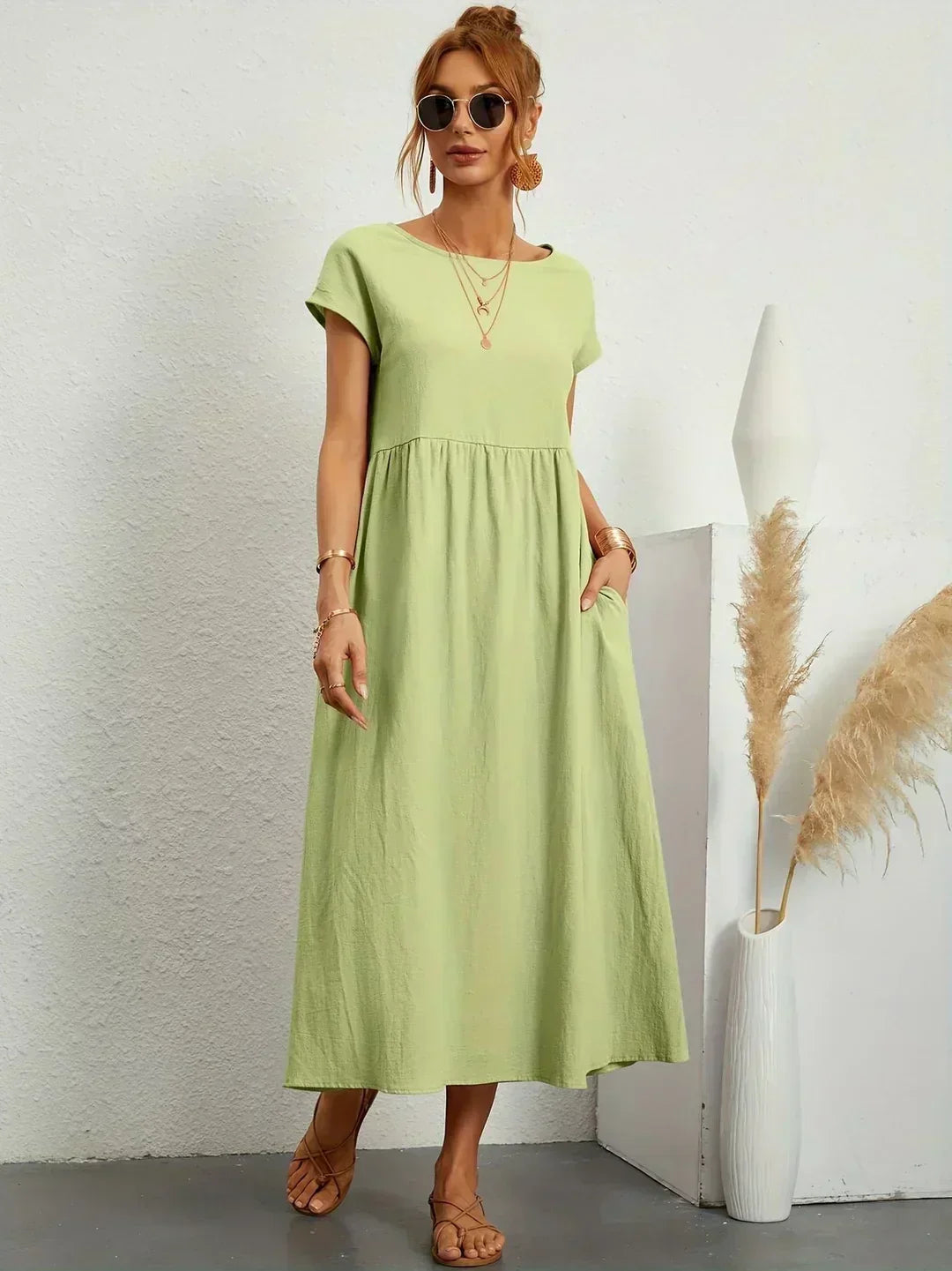 Flowy Midi Dress with Timeless Elegance