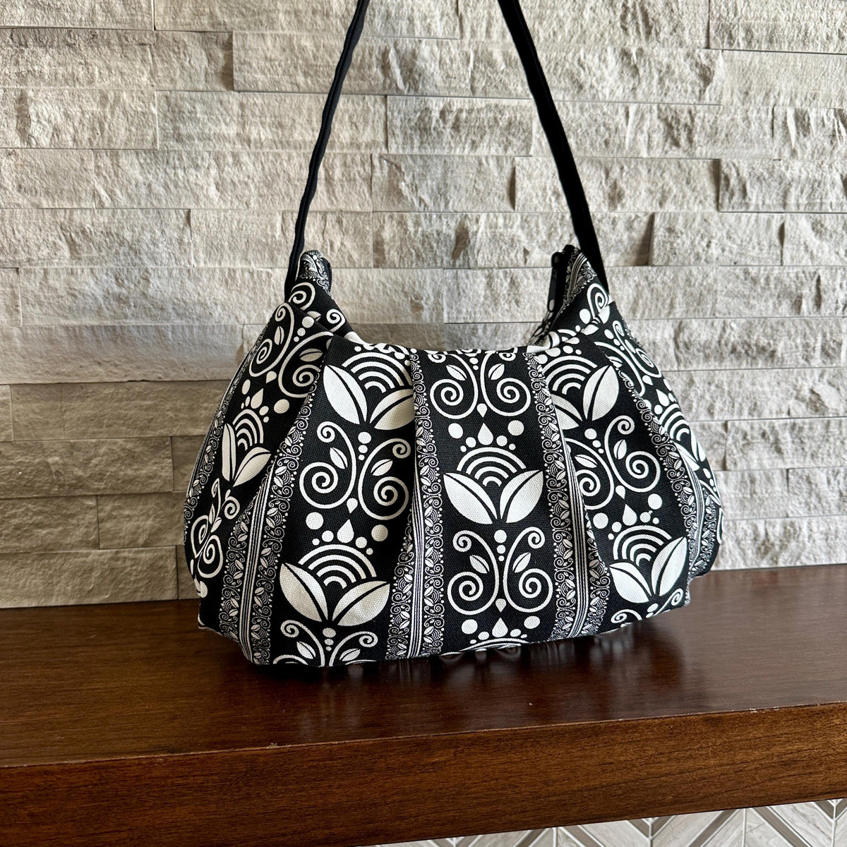 Pleated Bag - Onyx Checker Weave