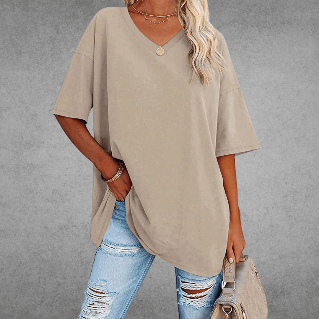 Judith | Women's Oversized V-Neck T-Shirt