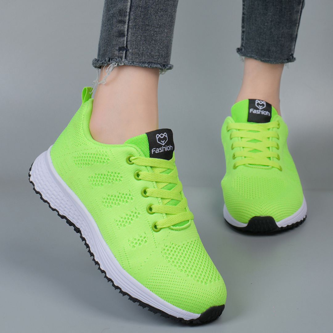 Lightweight and Breathable Mesh Sneakers with Cushioned Sole - Ideal for Spring and Summer