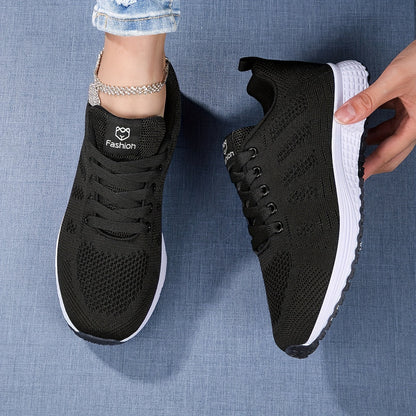 Lightweight and Breathable Mesh Sneakers with Cushioned Sole - Ideal for Spring and Summer