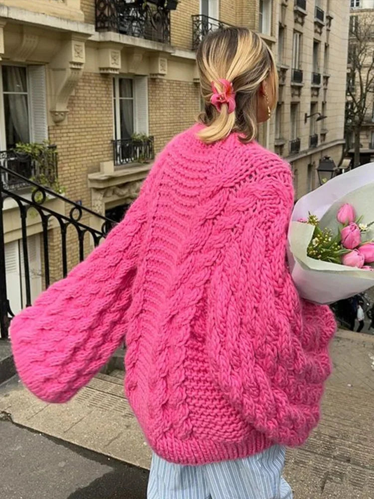 Lisa | Women's Oversized Cable Knit Sweater
