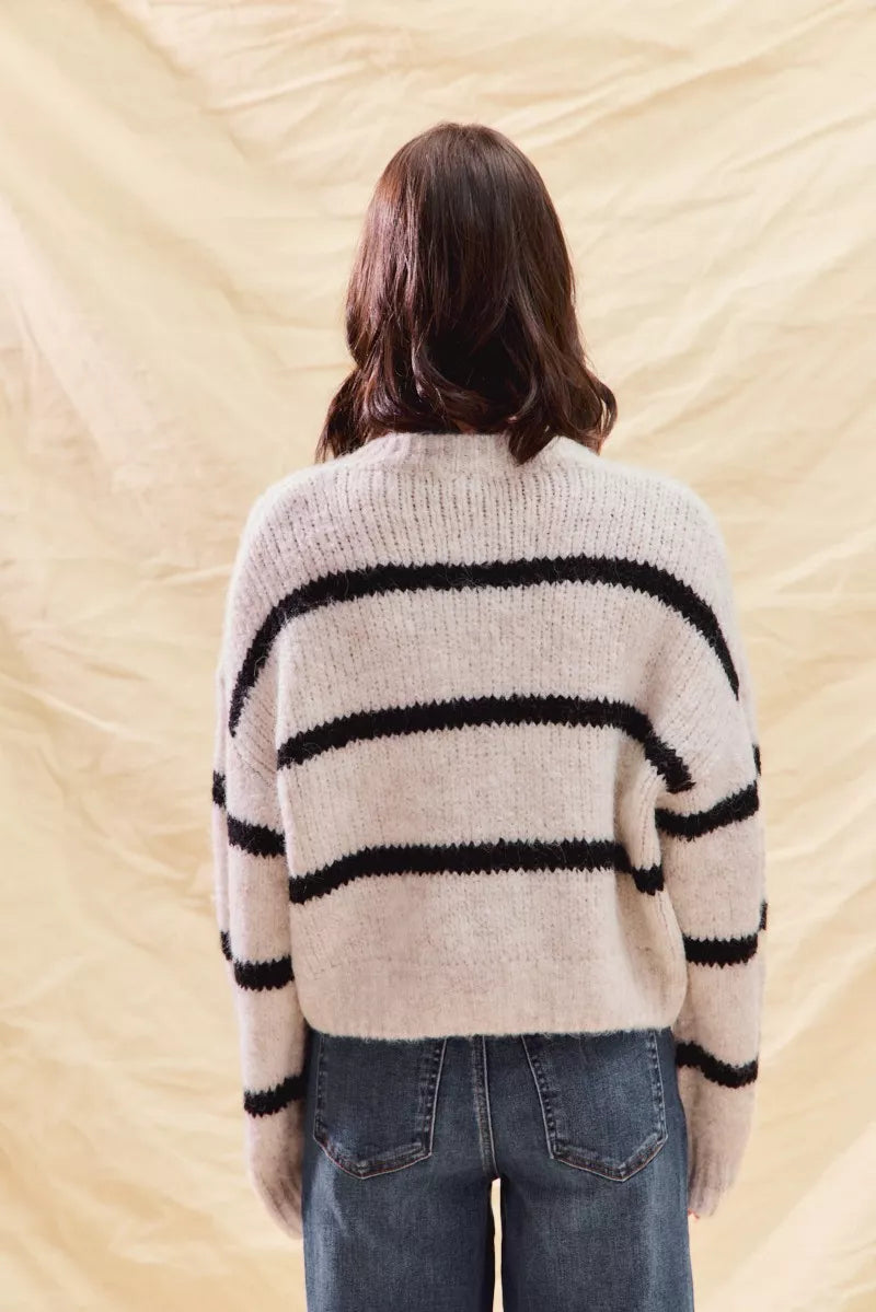 Lisa | Women's Oversized Knit Cardigan