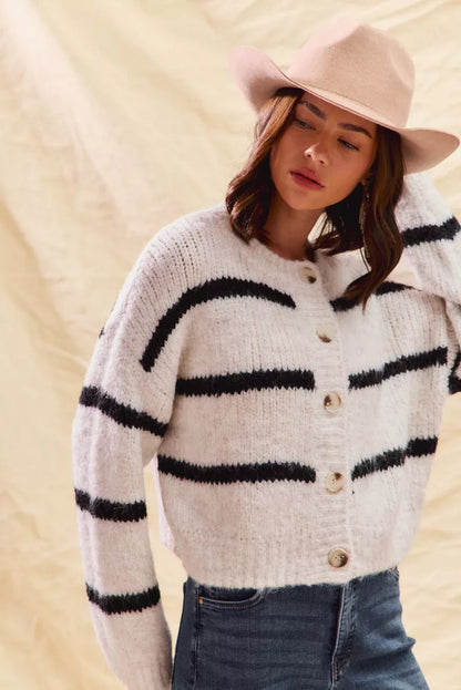 Lisa | Women's Oversized Knit Cardigan