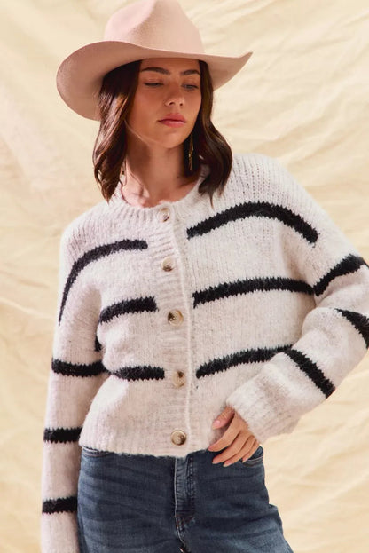 Lisa | Women's Oversized Knit Cardigan