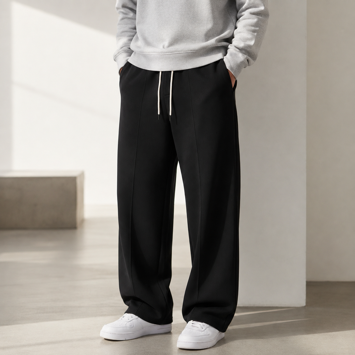Loose-Fit Long Sweatpants
