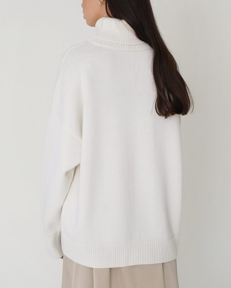 Margot | Women's Oversized Turtleneck Sweater