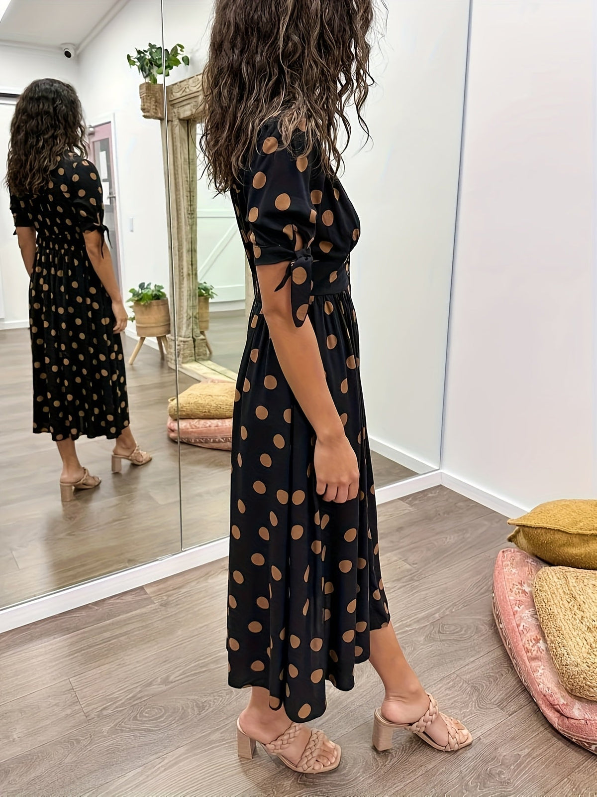Nina | Women's V-Neck A-Line Midi Dress
