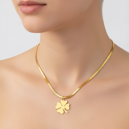 Snake Chain Necklace with Clover Charm