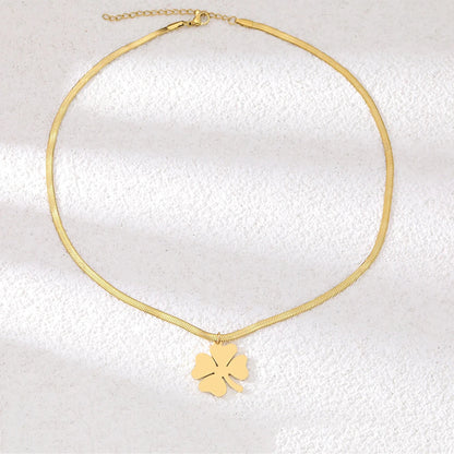 Snake Chain Necklace with Clover Charm