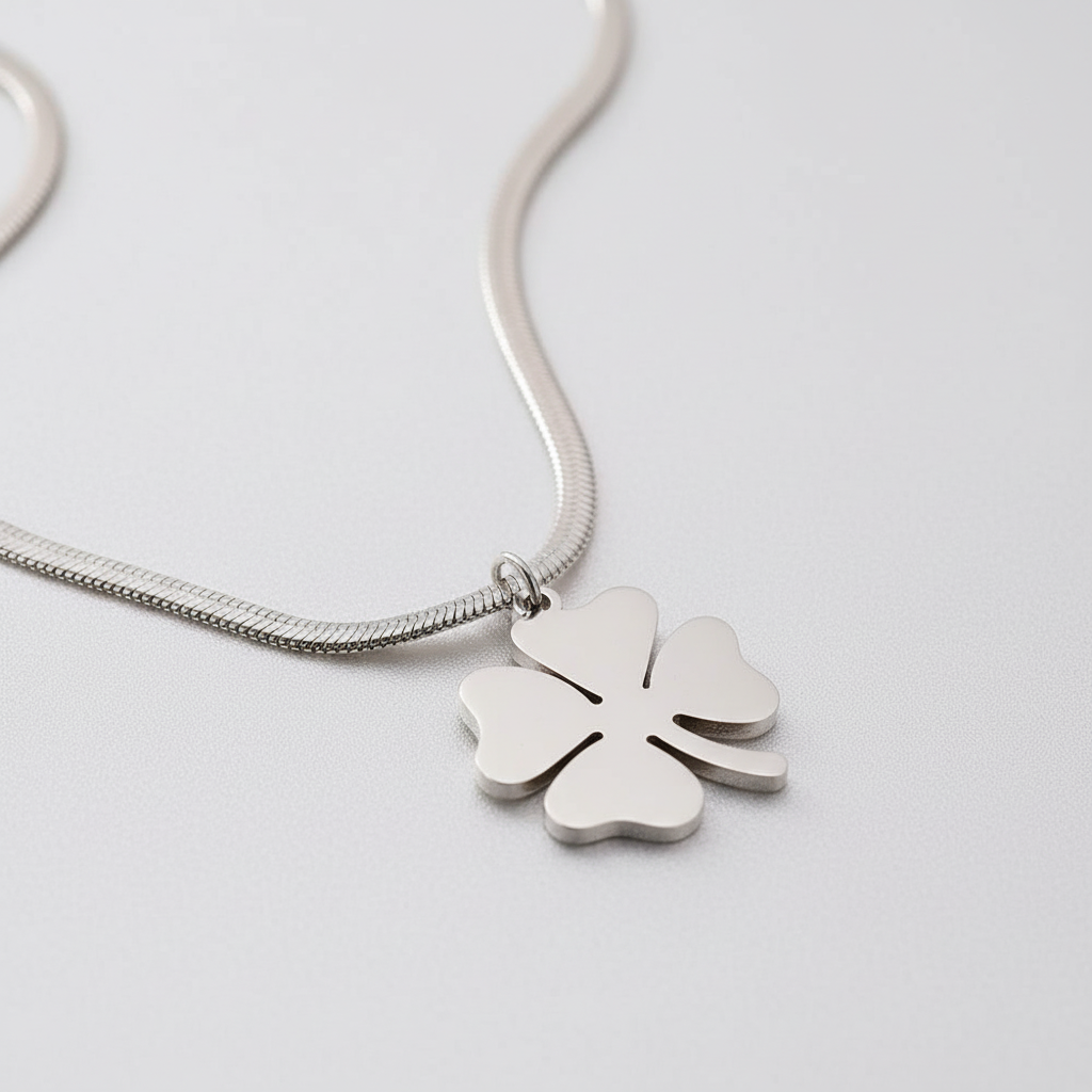 Snake Chain Necklace with Clover Charm