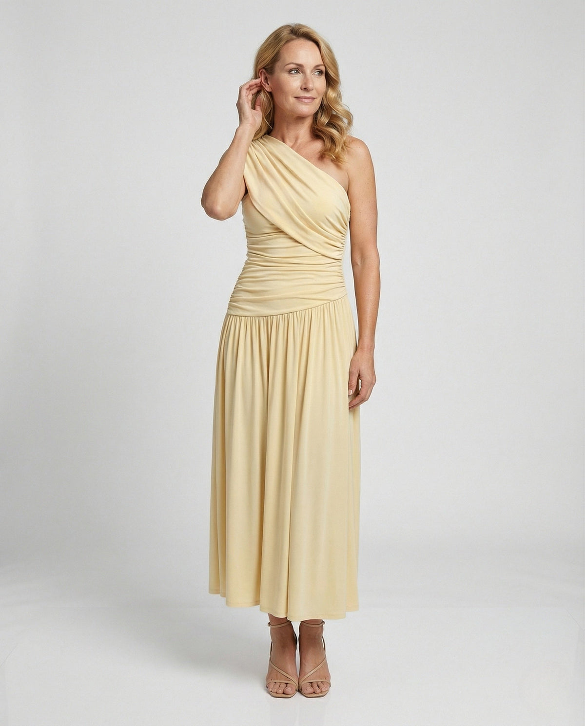 Women's Asymmetric Off-the-Shoulder Maxi Dress