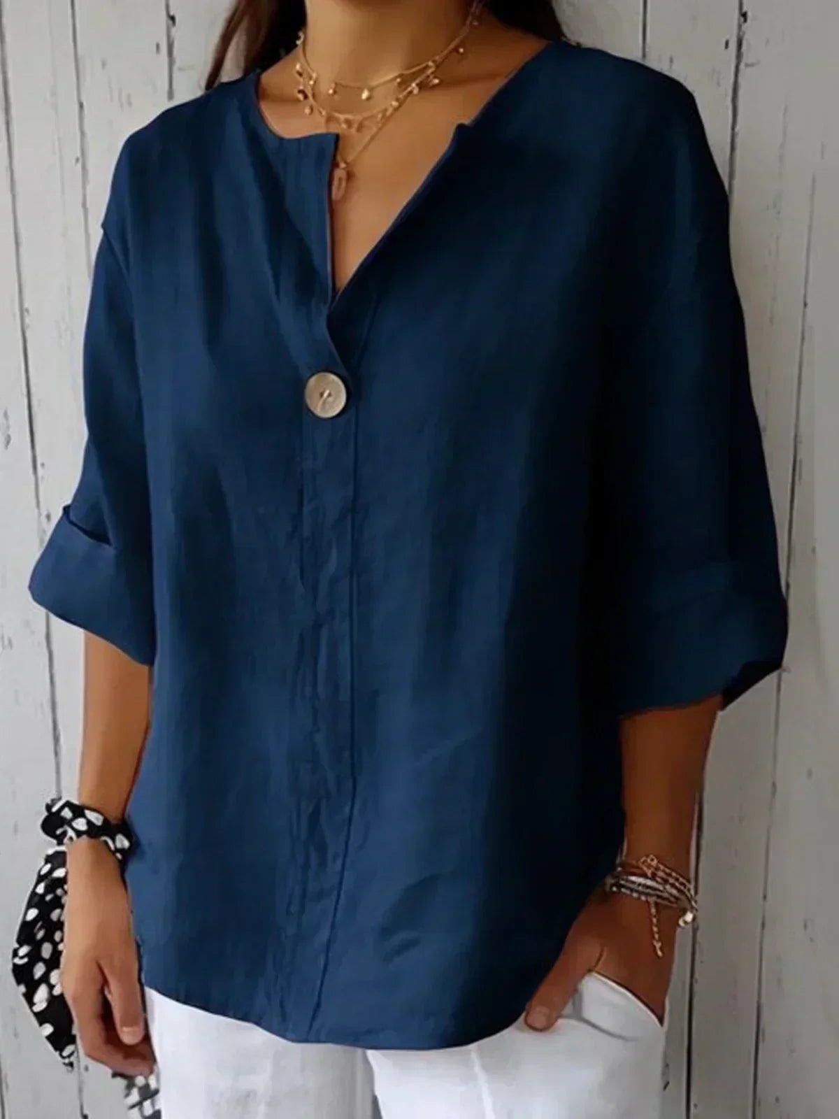 Women's Buttoned Blouse