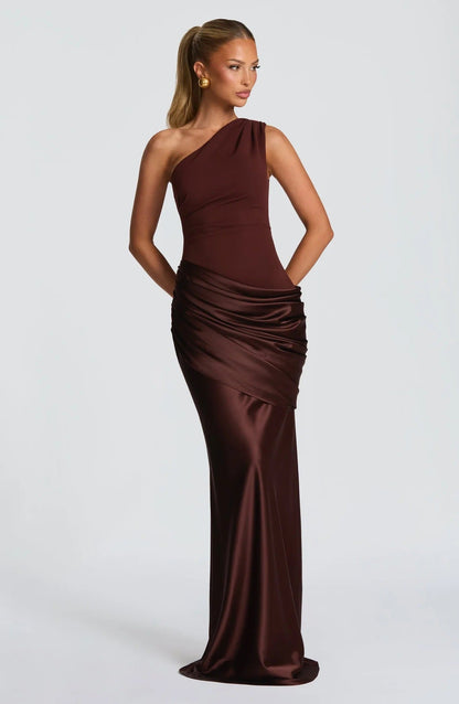 Women's Elegant Asymmetric Satin Evening Dress with Draped Design and Pockets