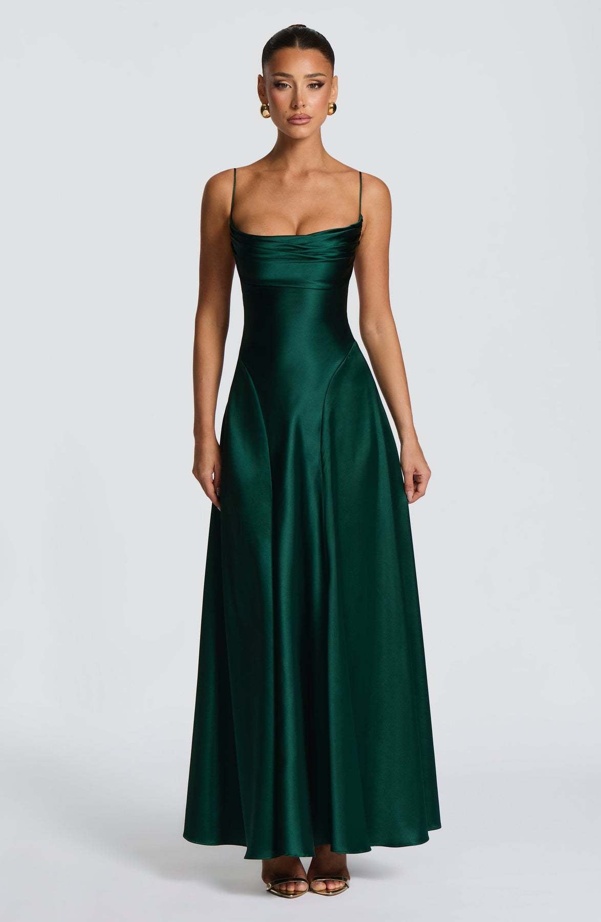 Women's Elegant Maxi Dress with Refined Spaghetti Straps and Flowing Satin