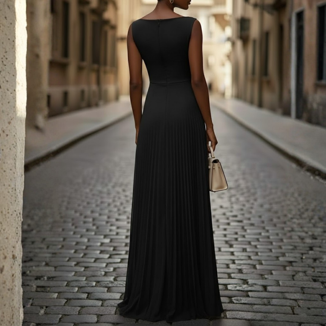 Women's Sleeveless Boat Neck Pleated Maxi Dress