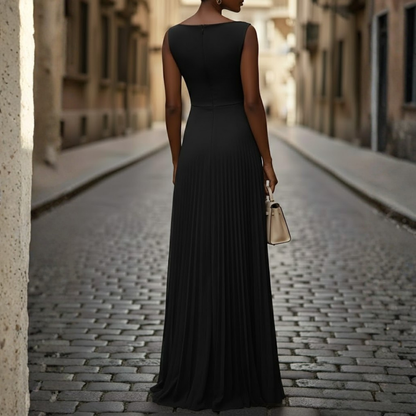 Women's Sleeveless Boat Neck Pleated Maxi Dress