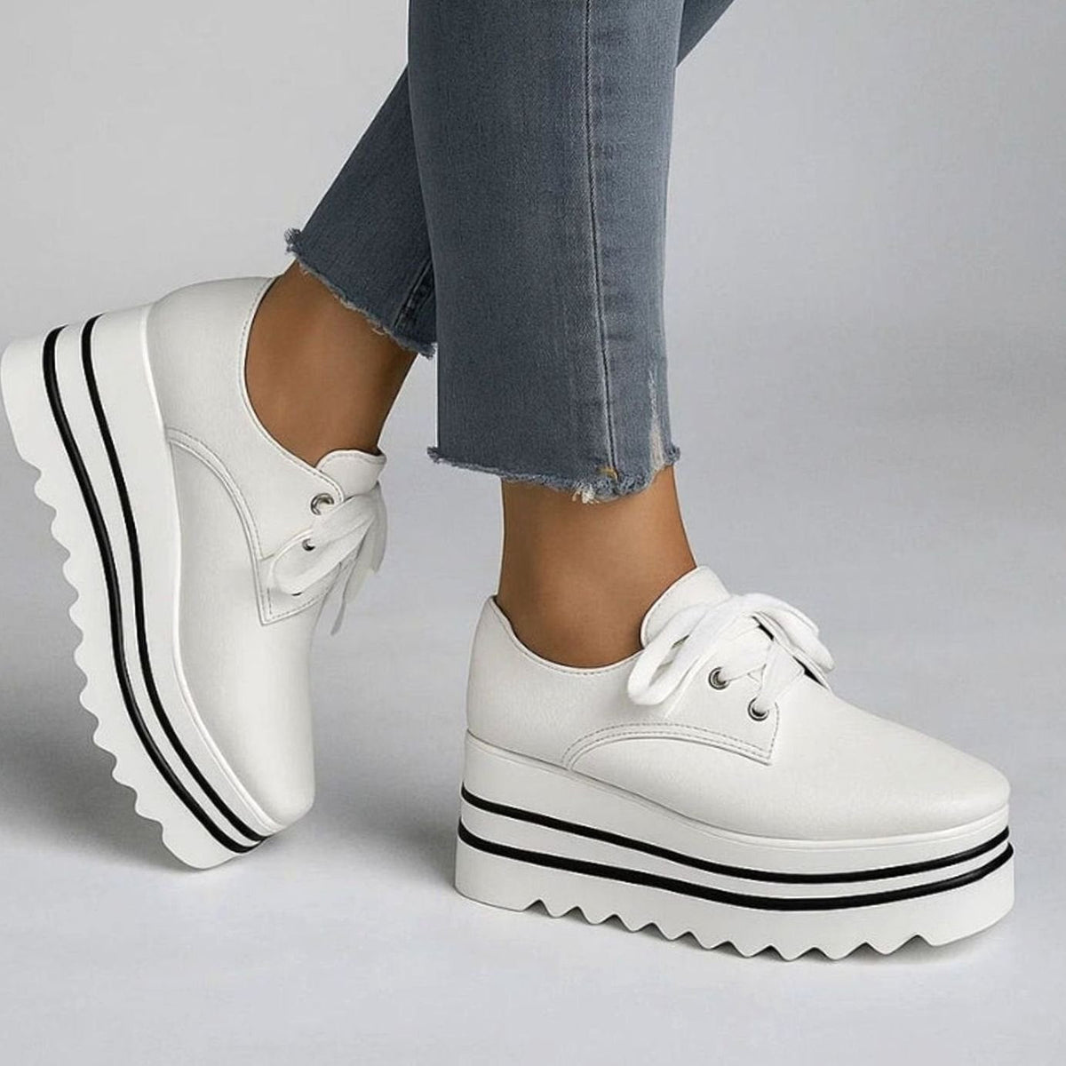 Women's Square Toe Lace-Up Platform Oxford Sneakers
